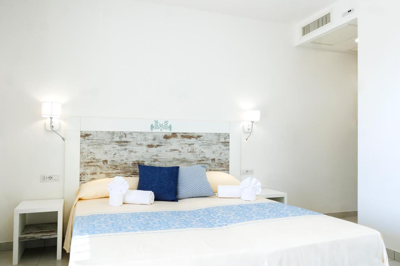 Mercury Beach Hotel SantʼAntìoco 외부 사진