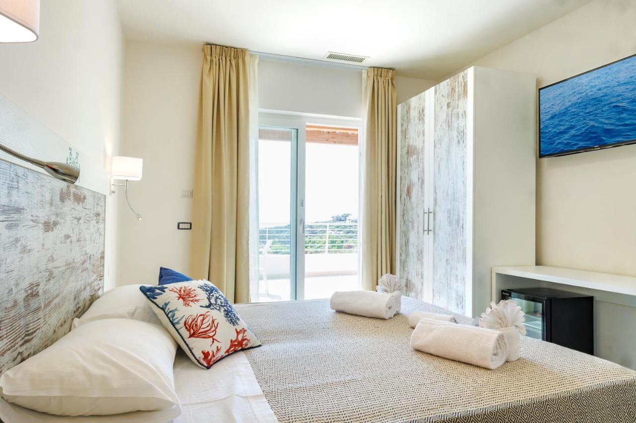 Mercury Beach Hotel SantʼAntìoco 외부 사진