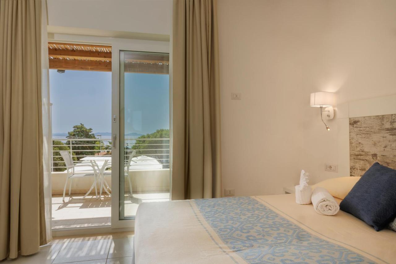 Mercury Beach Hotel SantʼAntìoco 외부 사진