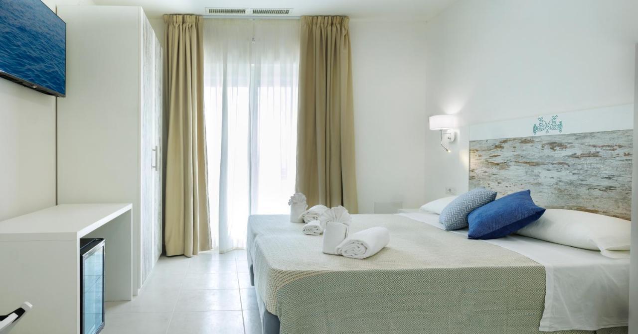 Mercury Beach Hotel SantʼAntìoco 외부 사진